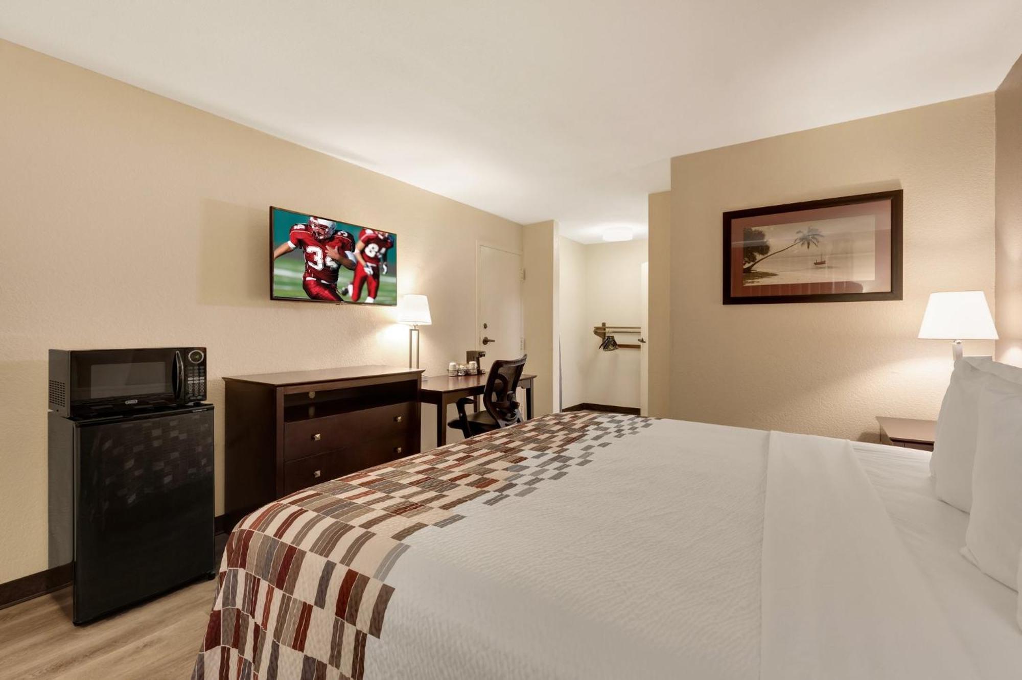 Red Roof Inn Gulfport - Biloxi Airport Bagian luar foto