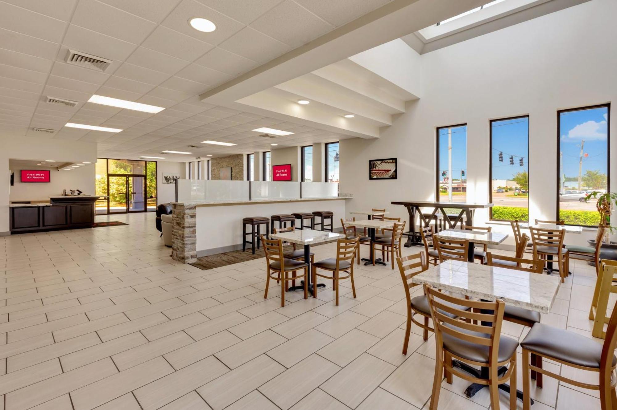Red Roof Inn Gulfport - Biloxi Airport Bagian luar foto